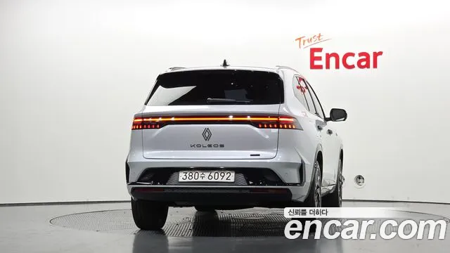 Renault-KoreaSamsung Grand Koleos Grand Koleos — Фото автомобиля 4
