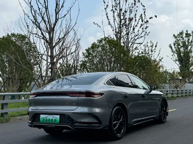 BYD Han — Фото автомобиля 6