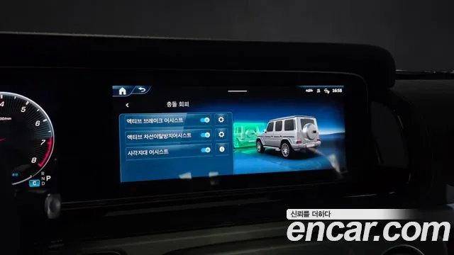 Mercedes-Benz G-Class — Фото автомобиля 16