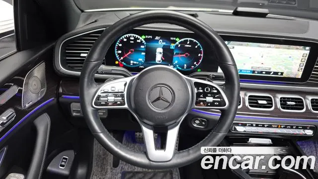 Mercedes-Benz GLE-Class — Фото автомобиля 15