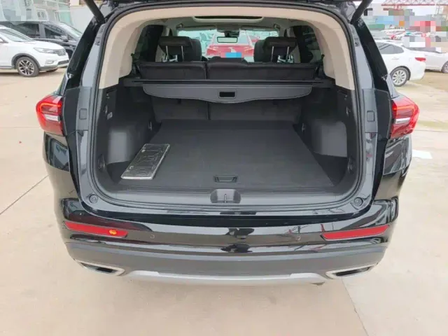 Buick Envision Plus — Фото автомобиля 18