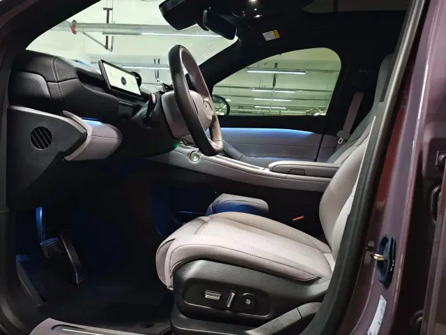 Nio EC6 — Фото автомобиля 9