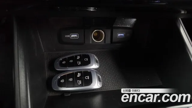 Hyundai Tucson Tucson (NX4) Дизель 2.0 2WD — Фото автомобиля 30