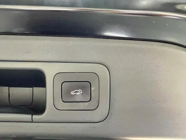 GAC Trumpchi M8 — Фото автомобиля 17