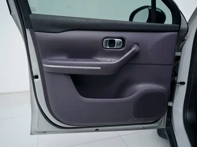Leapmotor C10 — Фото автомобиля 14