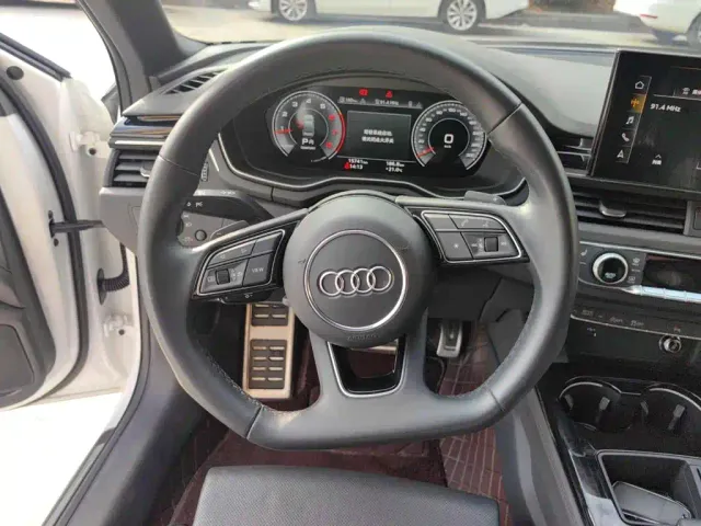 Audi A4L — Фото автомобиля 7