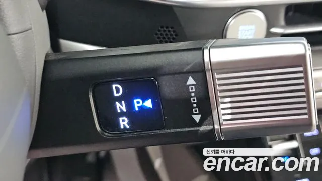 Hyundai Grandeur GN7 — Фото автомобиля 12