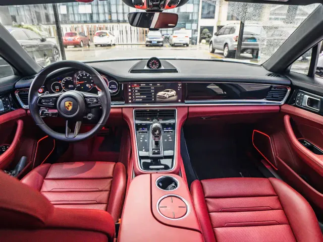 Porsche Panamera — Фото автомобиля 6
