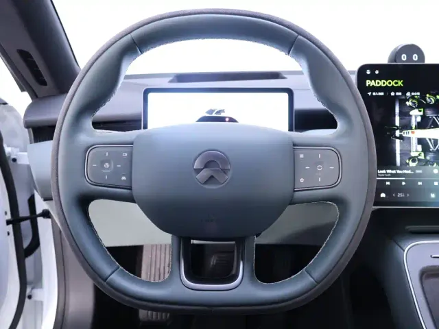 Nio ET5 Touring — Фото автомобиля 16