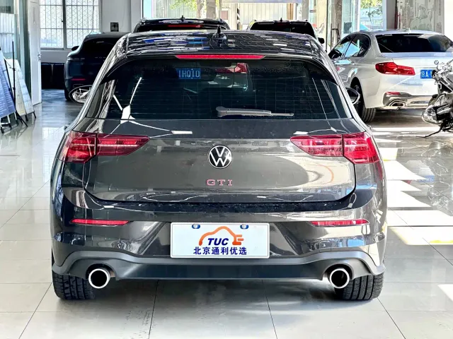Volkswagen Golf GTI — Фото автомобиля 4