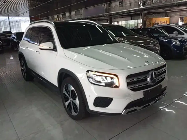 Mercedes-Benz GLB-Class — Фото автомобиля 21