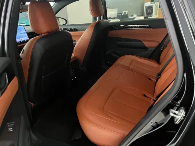Wuling Starlight — Фото автомобиля 9