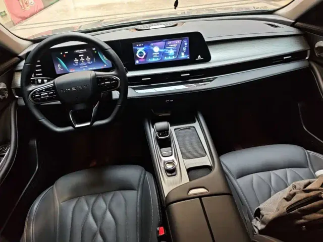 Chery Arrizo 8 — Фото автомобиля 9