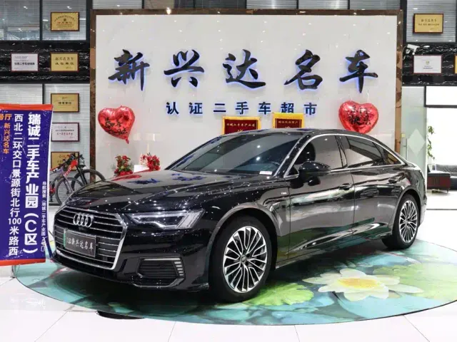 Фотография автомобиля — Audi A6L