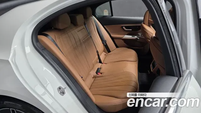 Mercedes-Benz E-Class W214 — Фото автомобиля 17