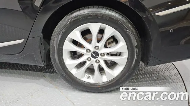 Kia K8 2.5 Бензин 2WD — Фото автомобиля 20