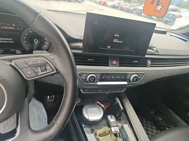 Audi A4L — Фото автомобиля 5