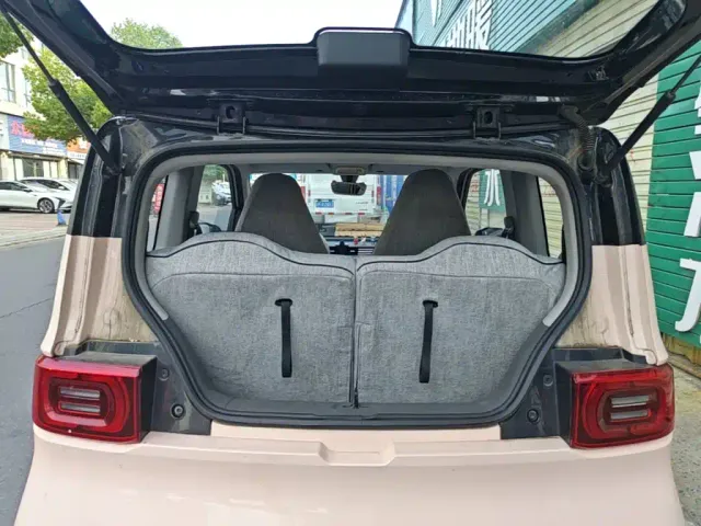 Wuling Hongguang Mini EV — Фото автомобиля 18