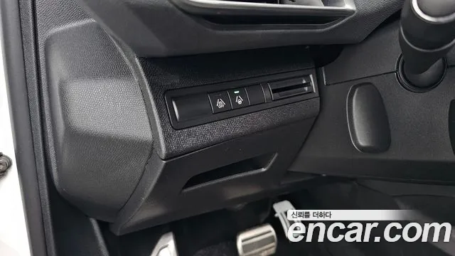 Peugeot 5008 — Фото автомобиля 24