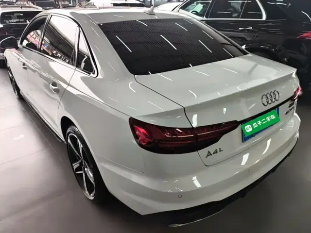 Audi Audi A4L 2024 40 TFSI Luxury Dynamic — Фото автомобиля 4