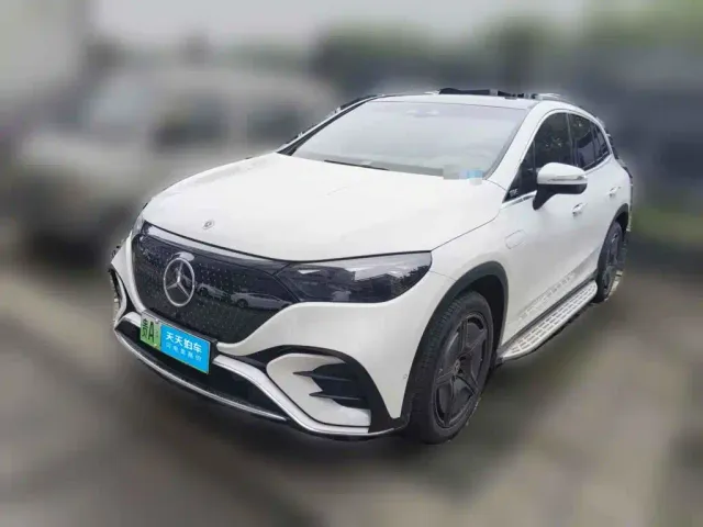Фотография автомобиля — Mercedes-Benz EQE SUV