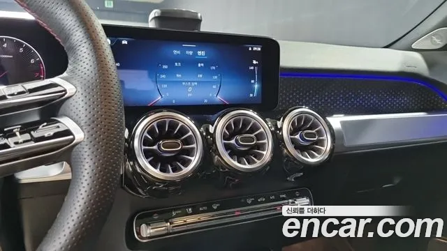 Mercedes-Benz GLB-Class X247 — Фото автомобиля 12