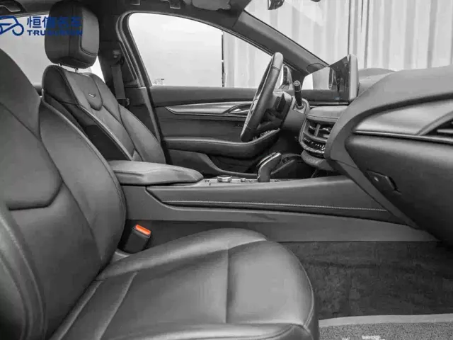 Cadillac CT5 — Фото автомобиля 15