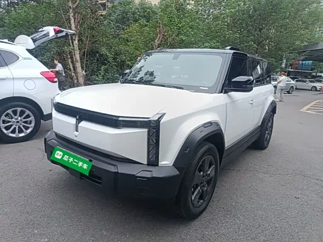 Фотография автомобиля — iCAR 03