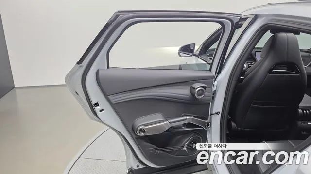 BYD Atto 3 — Фото автомобиля 25