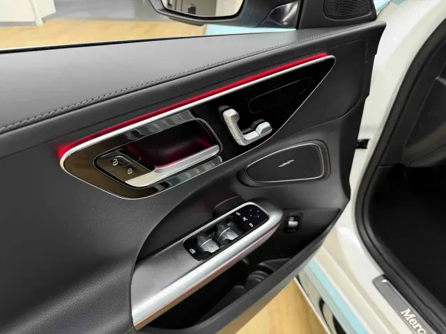 Mercedes-Benz C-Class — Фото автомобиля 8