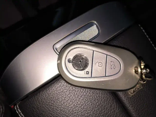 Mercedes-Benz C-Class — Фото автомобиля 8