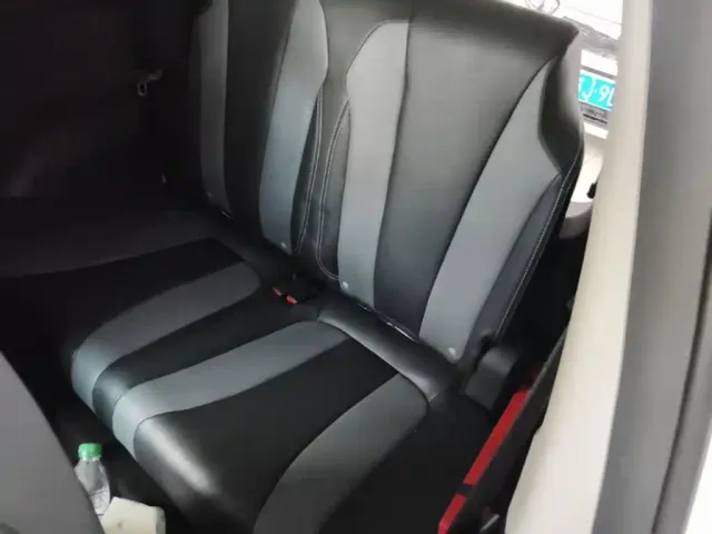 Roewe Clever — Фото автомобиля 16