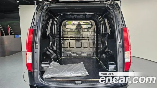 Hyundai Staria Staria Карго 5 мест — Фото автомобиля 20