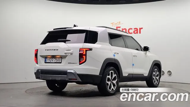 KGM Torres — Фото автомобиля 2