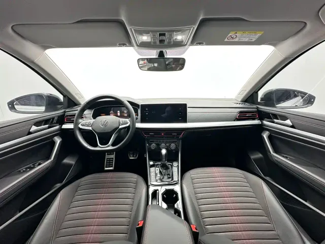 Volkswagen Lavida — Фото автомобиля 6