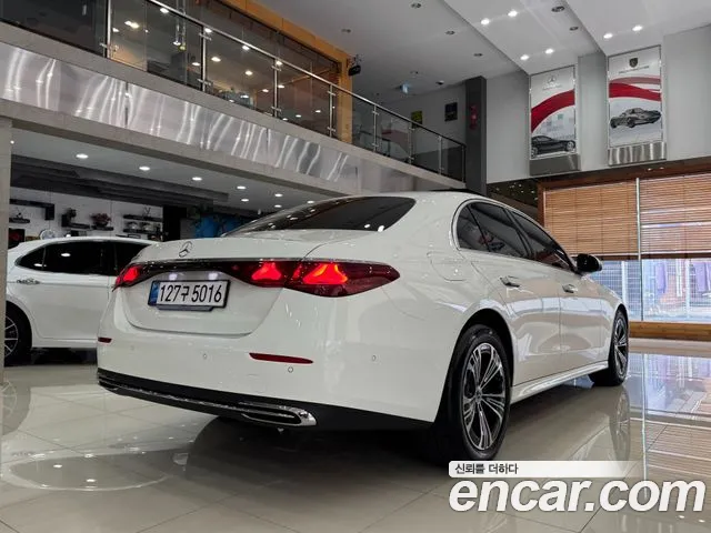 Mercedes-Benz E-Class W214 — Фото автомобиля 2
