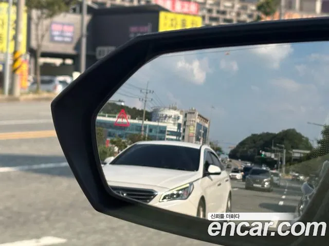 Hyundai AVANTE Avante (CN7) — Фото автомобиля 11