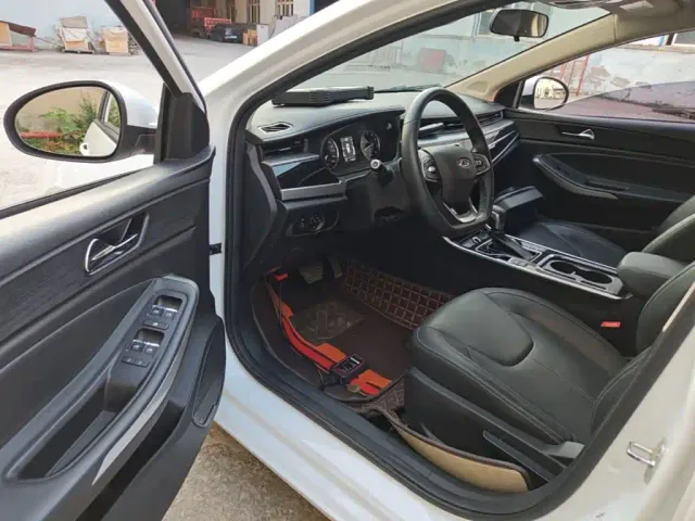 Chery Arrizo 5 — Фото автомобиля 15