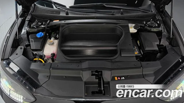 Hyundai Ioniq 6 — Фото автомобиля 9