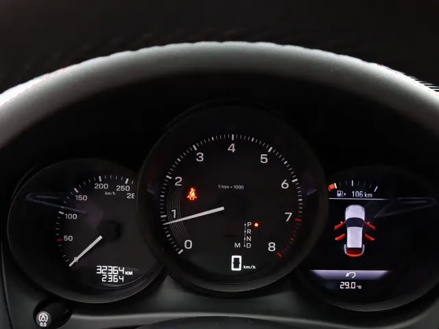 Porsche Macan — Фото автомобиля 8