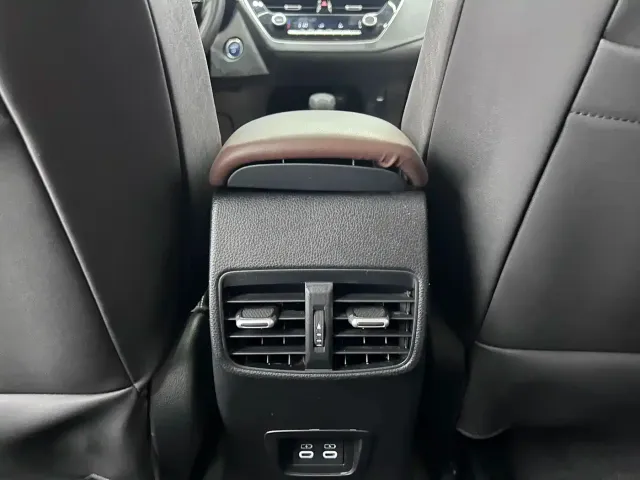 Toyota Corolla — Фото автомобиля 13
