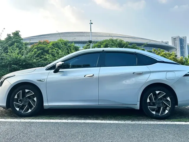 GAC Aion S Plus — Фото автомобиля 4