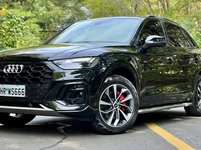 Audi Q5L — Фото автомобиля 2