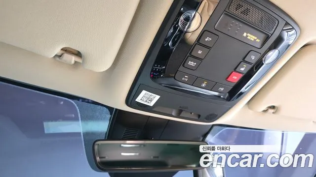 Kia Carnival Generation 4 — Фото автомобиля 18