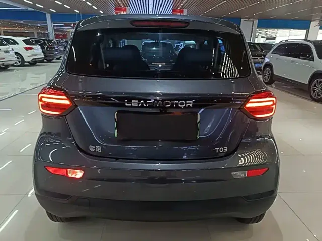 Leapmotor T03 — Фото автомобиля 5