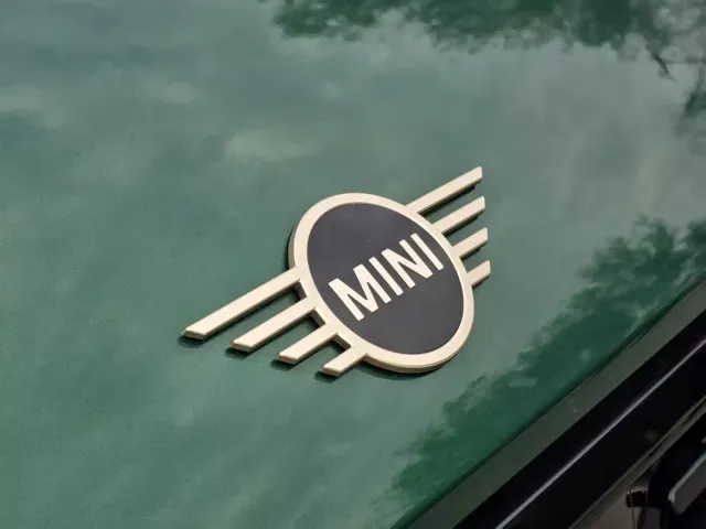 MINI Hatch — Фото автомобиля 12