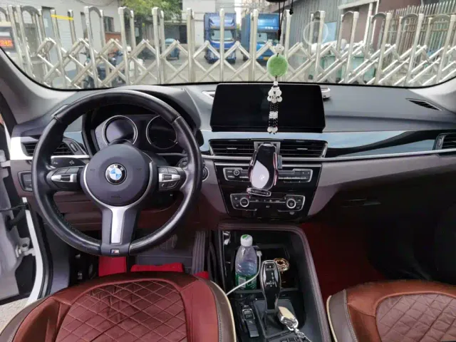 BMW X1 — Фото автомобиля 5