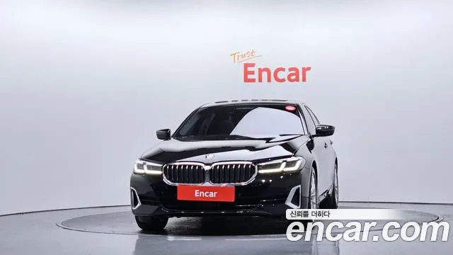 BMW 5-Series — Фото автомобиля 3
