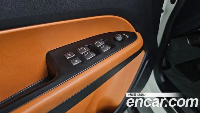 KG_Mobility_Ssangyong Rexton Новый Rexton Sport Дизель 2.2 4WD — Фото автомобиля 17