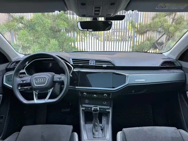 Audi Q3 — Фото автомобиля 9